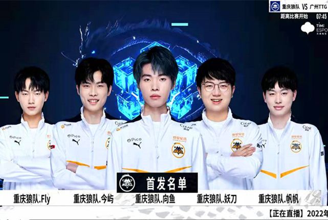 着些许阴影